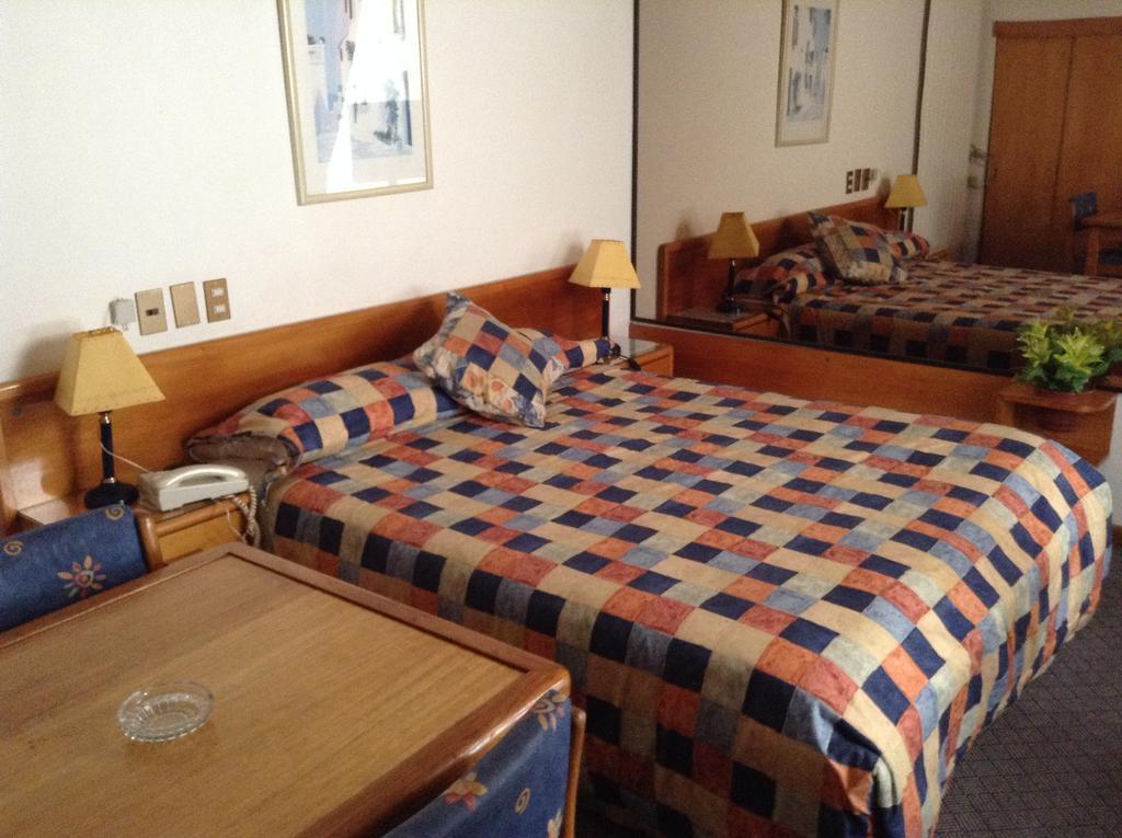 Hotel Alicante Chillán Cameră foto